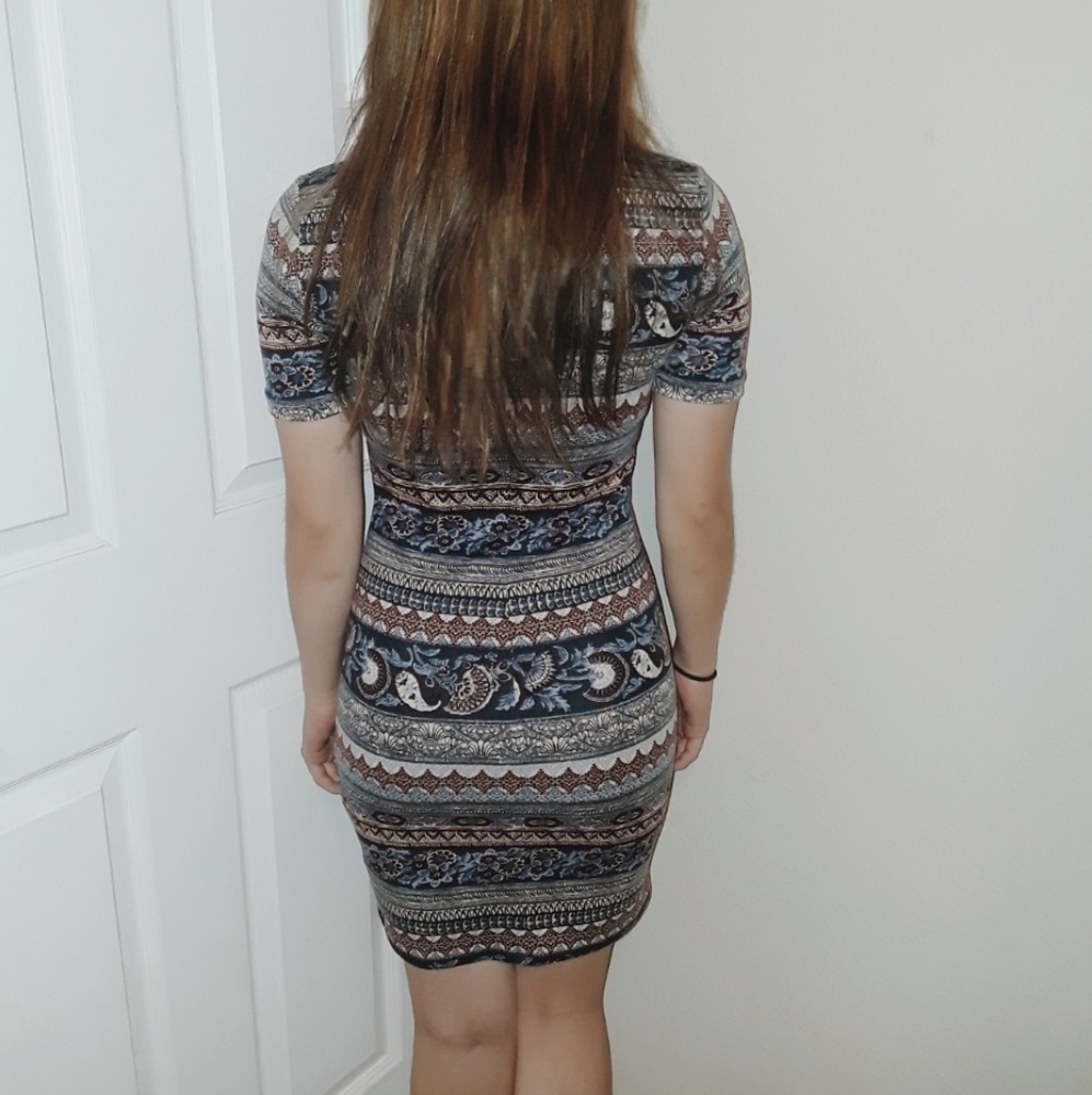 ⭐️ Forever 21 boho mini bodycon dress